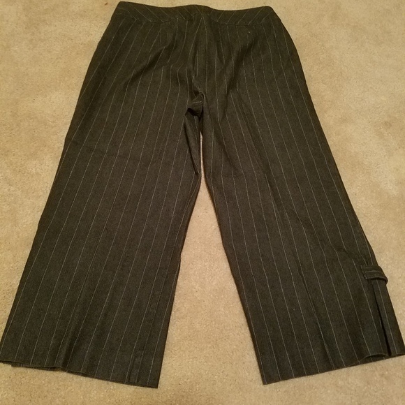 💛Larry Lavine Stretch Capris - Picture 2 of 4